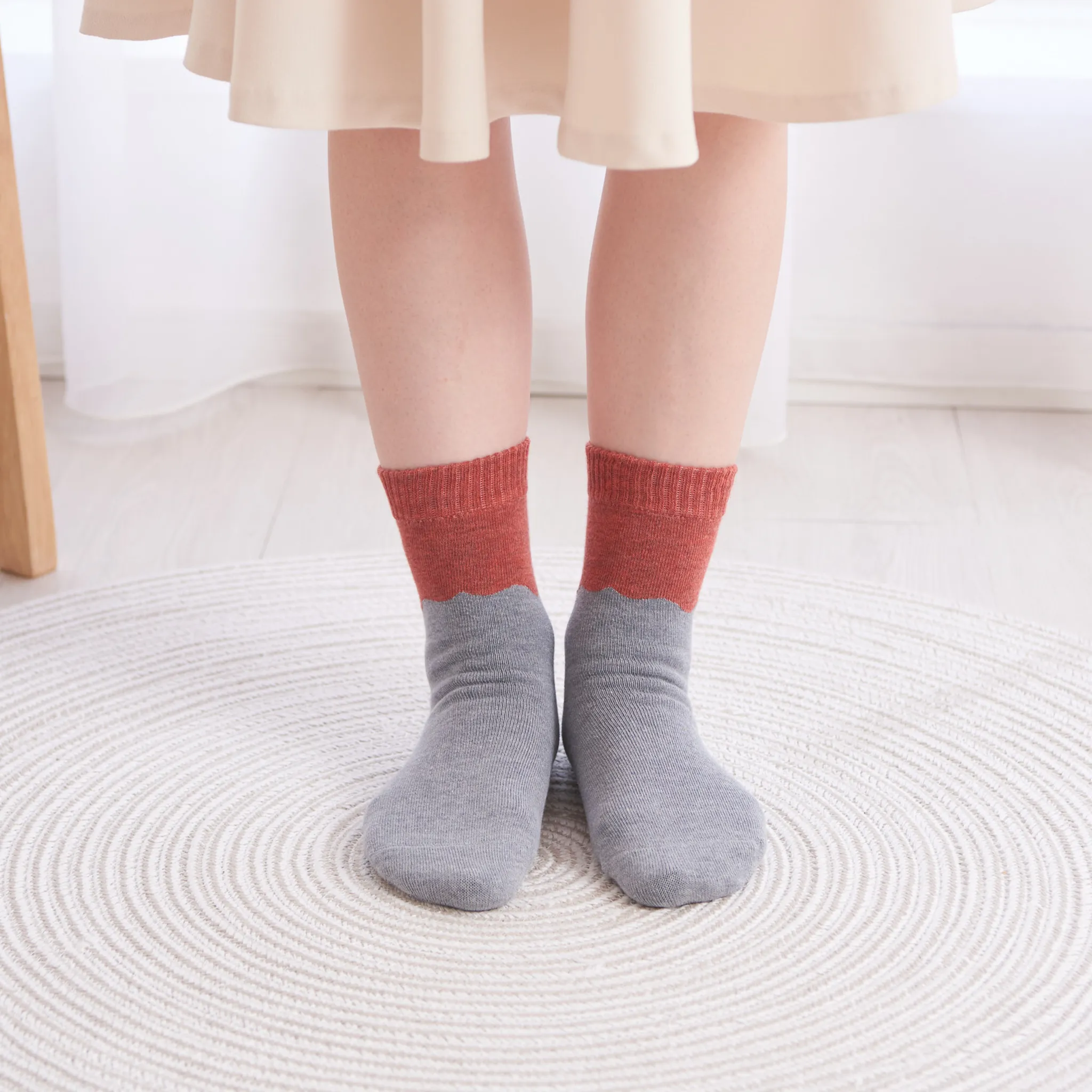 Smooth-heel socks double-layer wool blend [Waves] - 665